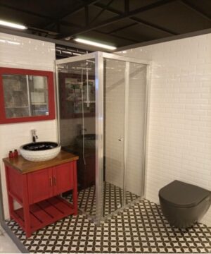 Ahşap Banyo Dolabı 15